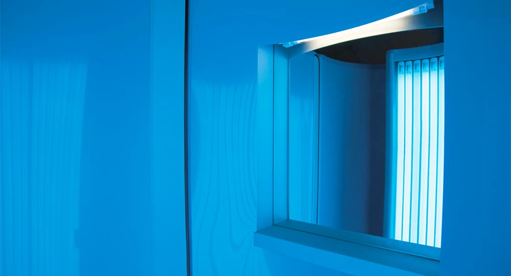 Ultrasun i-Series Changing Cubicle